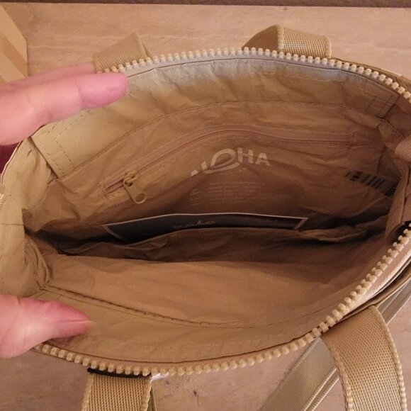 Aloha Collection Crossbody Bag Splash Proof Travel Purse Checkmate New - Picture 8 of 8